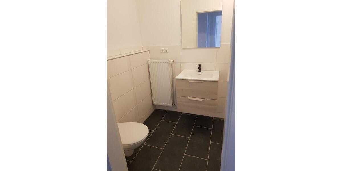 Mehrfamilienhaus, Wohnhaus Flensburg - 7 Zimmer, 360 m&sup2;, 3.240&euro; | Angebot:24836609