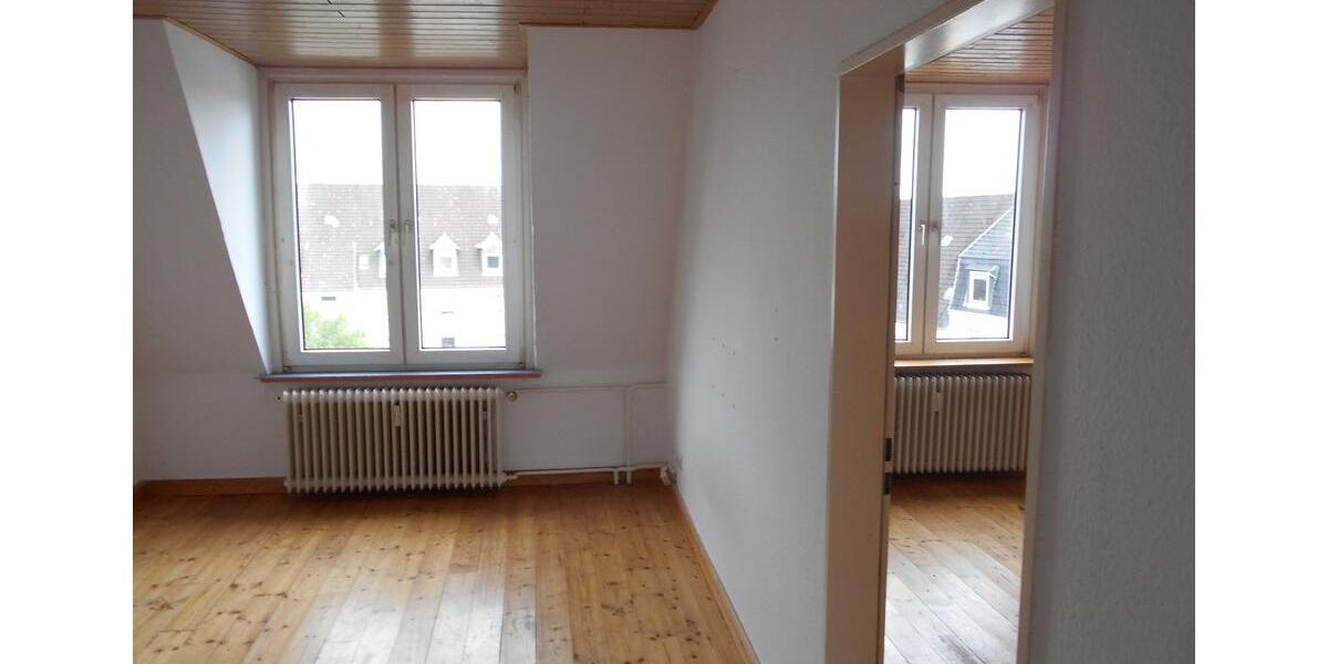 Dachgeschoßwohnung Flensburg Altstadt - 3 Zimmer, 57 m&sup2;, 430&euro; | Angebot:25234224