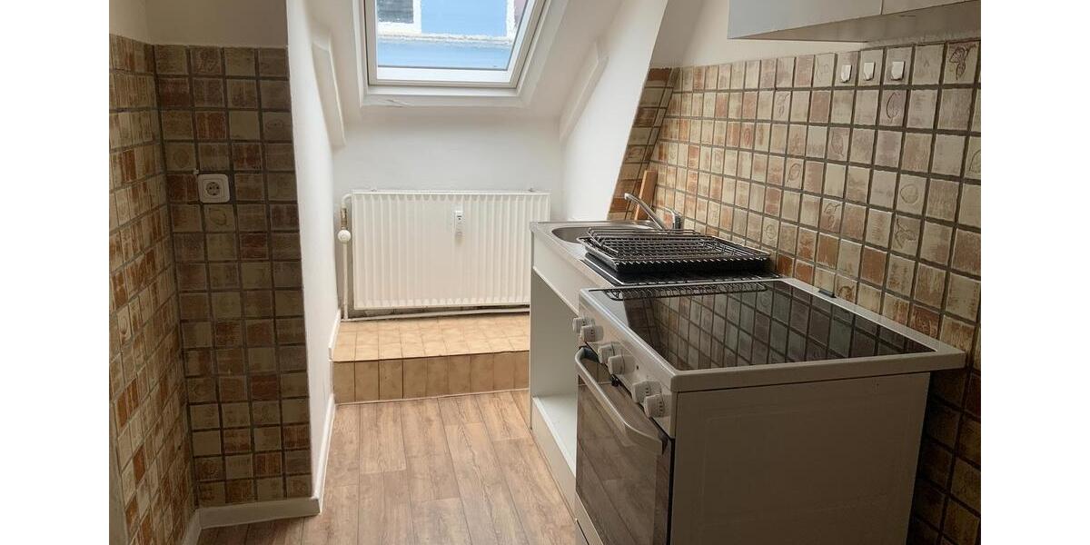 Dachgeschoßwohnung Flensburg Altstadt - 1 Zimmer, 30 m&sup2;, 400&euro; | Angebot:22162568
