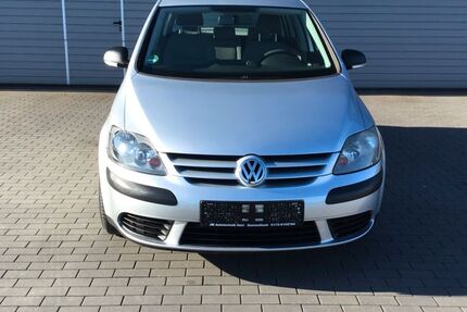 VW Golf 127.032 km 4.444 &euro; Gammellund 24855