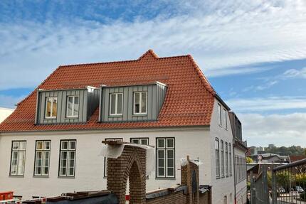 Wohnung Flensburg Altstadt - 2 Zimmer, 74 m&sup2;, 803&euro; | Angebot:25324050