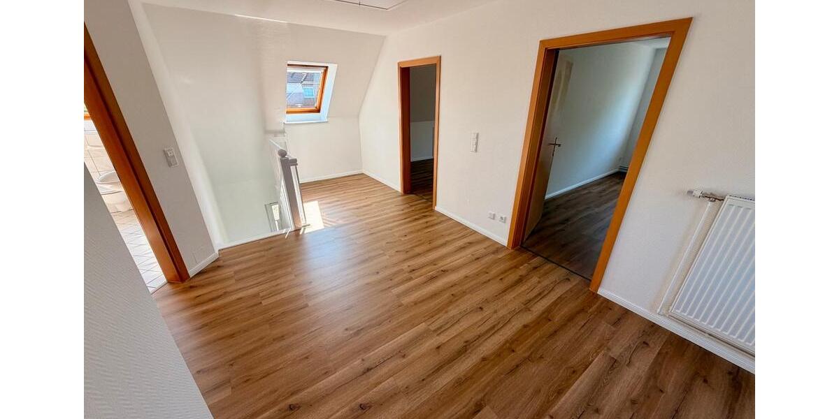 Einfamilienhaus Gelting - 7 Zimmer, 200 m&sup2;, 1.950&euro; | Angebot:26626110