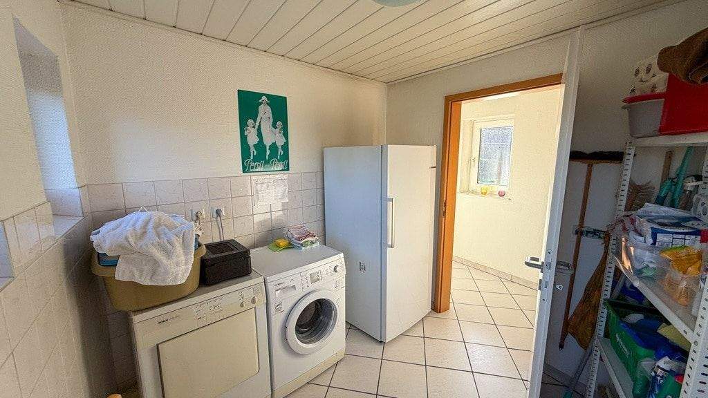 Reihenendhaus Handewitt - 8 Zimmer, 234 m&sup2;, 249.000&euro; | Angebot:25770563