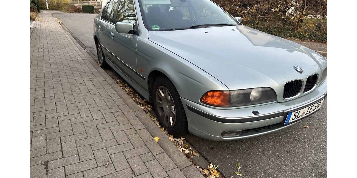 BMW E39 118.000 km 4.999 &euro; Flensburg 24937