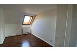 Dachgeschoßwohnung Flensburg Fruerlund - 3 Zimmer, 65 m&sup2;, 480&euro; | Angebot:26423443
