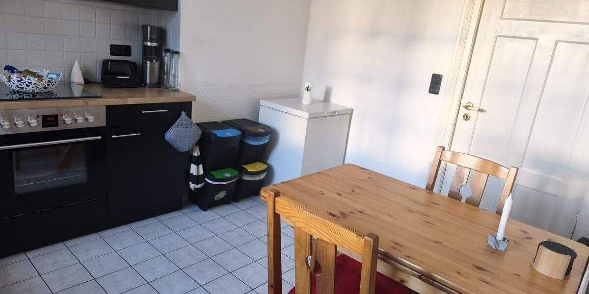 Etagenwohnung Flensburg Neustadt - 2 Zimmer, 76 m&sup2;, 210.000&euro; | Angebot:25665963