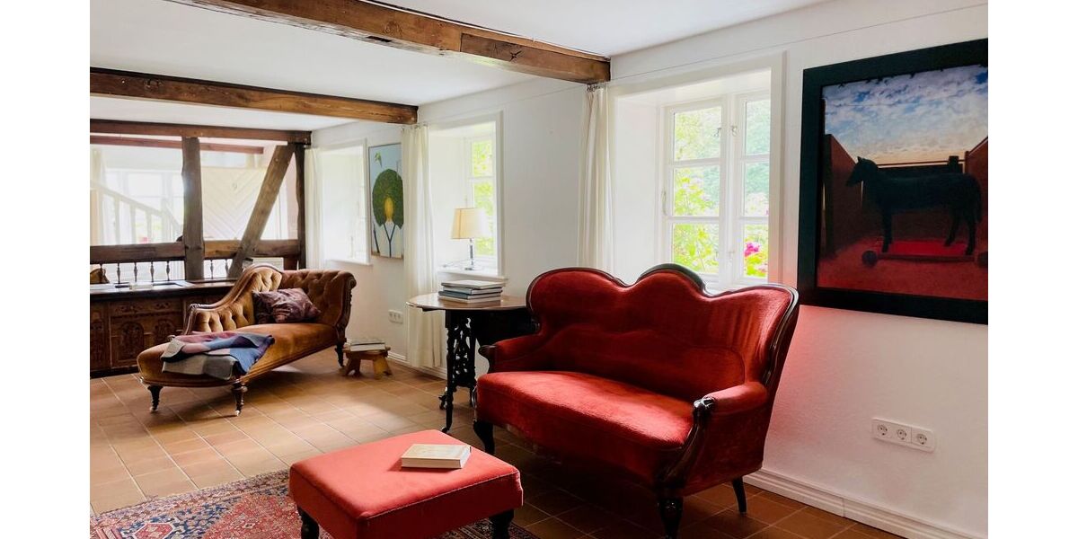 Traumhaftes Reetdach-Ein-Zweifamilienhaus mit parkähnlichem Garten in Angeln - Zweifamilienhaus Scheggerott | Angebot:26565370