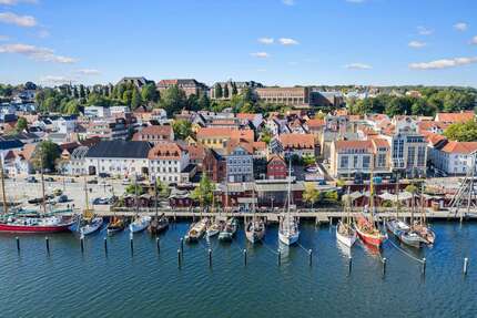 Haus Flensburg Altstadt - 4 Zimmer, 155 m&sup2;, 1.290.000&euro; | Angebot:26061508