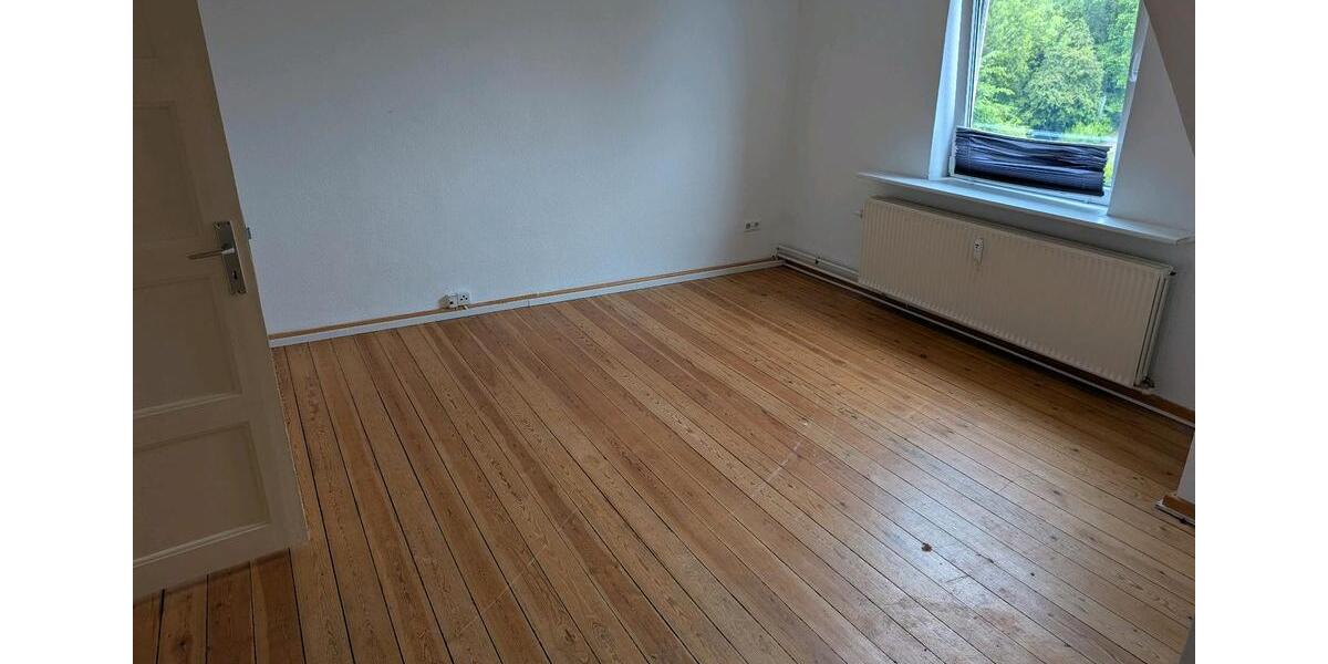 Dachgeschoßwohnung Flensburg Altstadt - 3 Zimmer, 55 m&sup2;, 615&euro; | Angebot:25646230