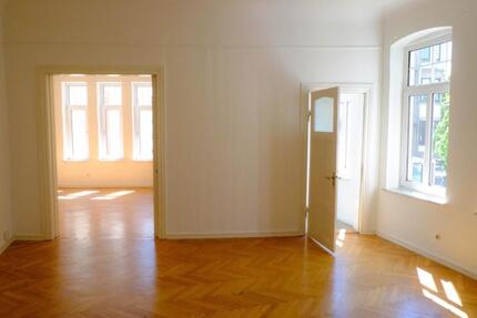 Wohnung Flensburg Altstadt - 6 Zimmer, 164 m&sup2;, 1.236&euro; | Angebot:26007937