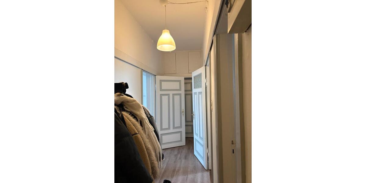 Etagenwohnung Flensburg Altstadt - 4 Zimmer, 105 m&sup2;, 405&euro; | Angebot:25590011