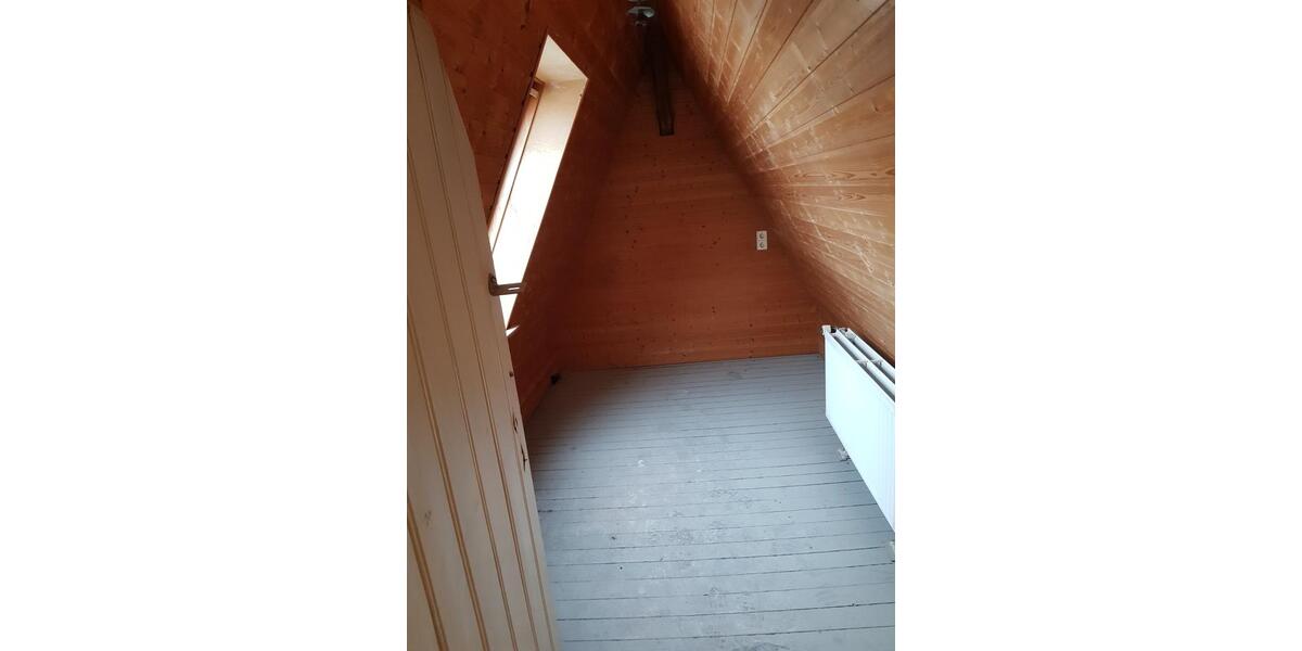 Mehrfamilienhaus, Wohnhaus Flensburg - 7 Zimmer, 360 m&sup2;, 3.240&euro; | Angebot:24836609