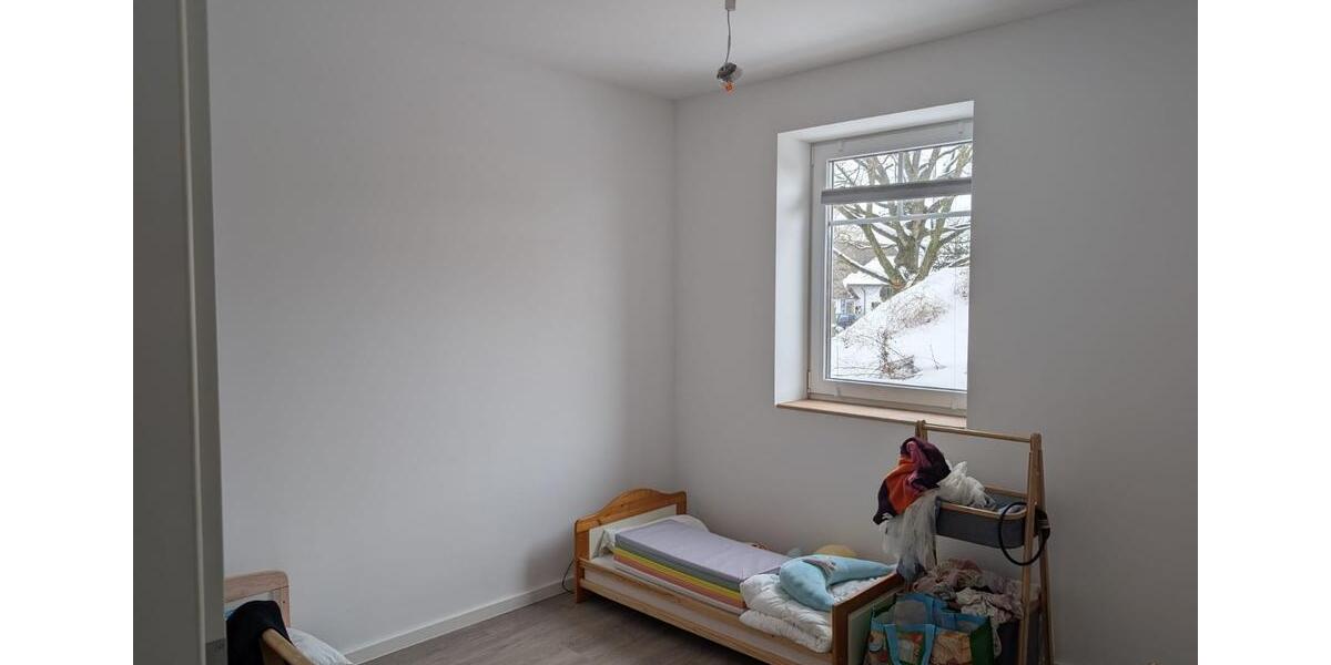 Erdgeschoßwohnung Stolk - 4 Zimmer, 100 m&sup2;, 1.150&euro; | Angebot:25850173