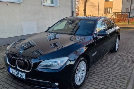 BMW 730 201.000 km 12.700 &euro; Flensburg 24939