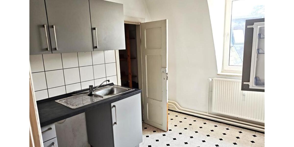 Dachgeschoßwohnung Flensburg Altstadt - 3 Zimmer, 97 m&sup2;, 900&euro; | Angebot:25497945