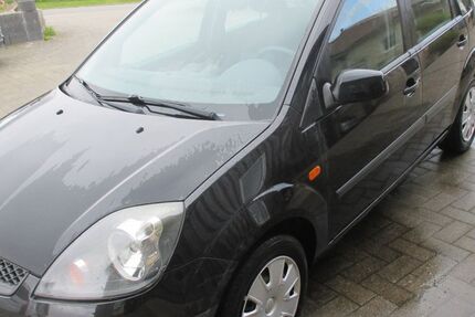 Ford Fiesta 219.000 km 1.750 &euro; Hünning bei Jübek 24887