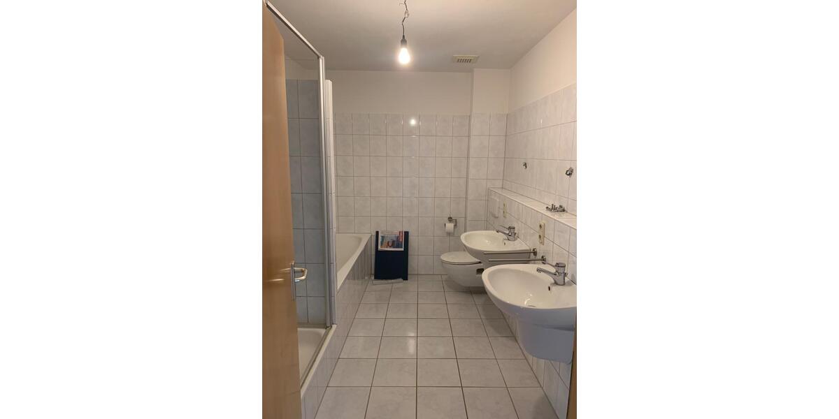 Dachgeschoßwohnung Harrislee - 4 Zimmer, 98 m&sup2;, 305.000&euro; | Angebot:27122936