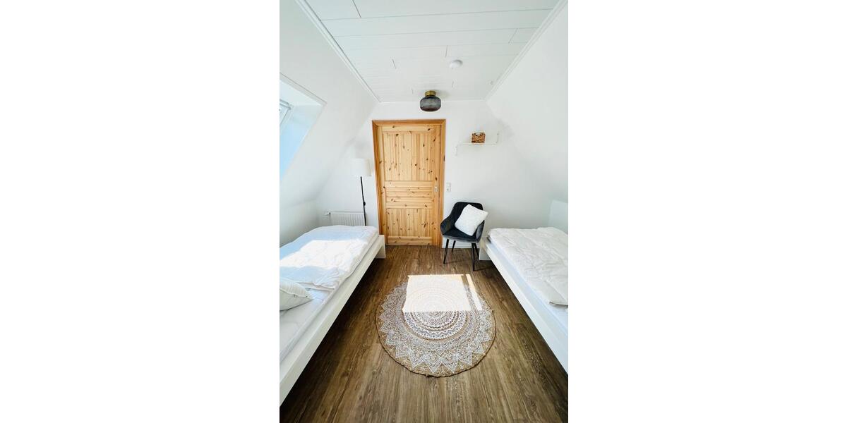 Einfamilienhaus Gelting - 7 Zimmer, 150 m&sup2;, 2.190&euro; | Angebot:24598215