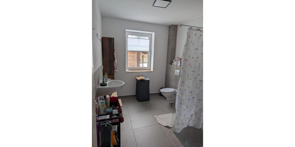 Erdgeschoßwohnung Stolk - 4 Zimmer, 100 m&sup2;, 1.150&euro; | Angebot:25850173