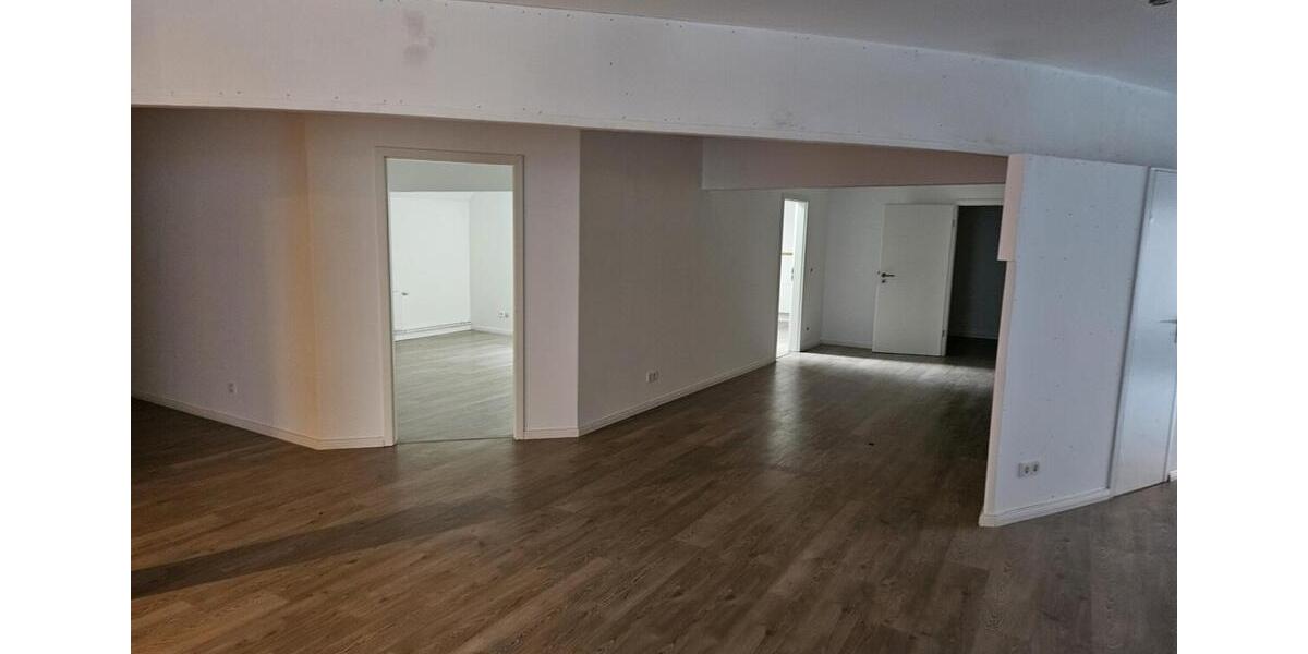 Gewerbeobjekt Flensburg - 3.200&euro; | Angebot:18899136