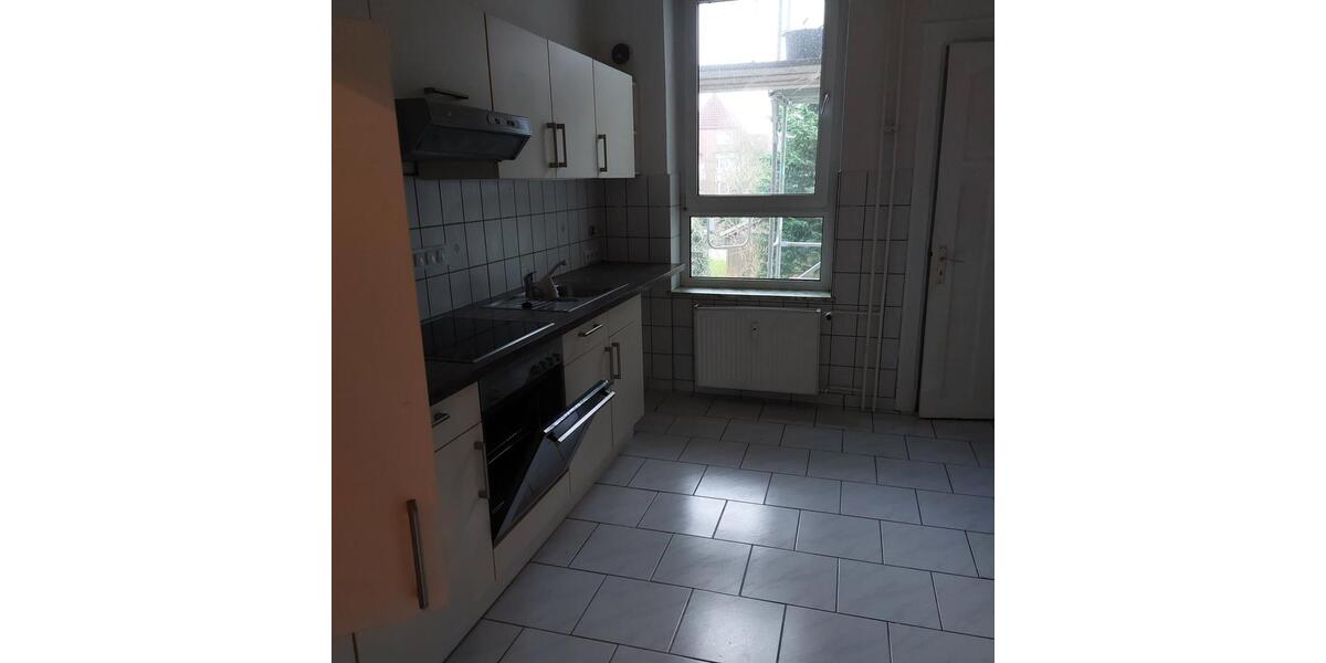 Etagenwohnung Flensburg Fruerlund - 4 Zimmer, 101 m&sup2;, 899&euro; | Angebot:23750426
