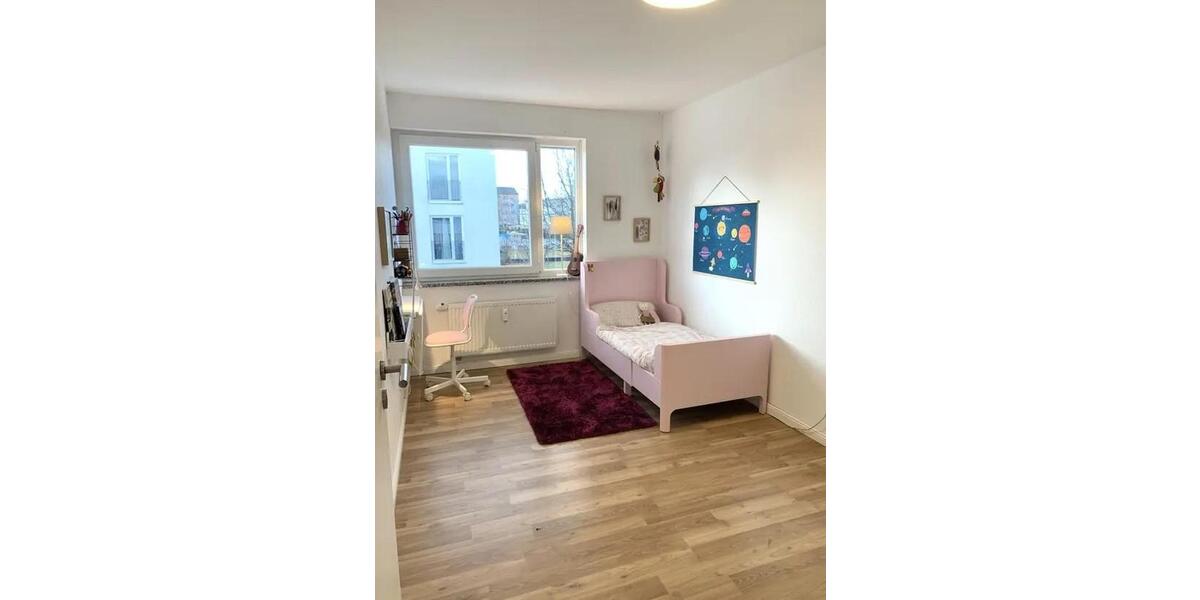 Reihenhaus Tastrup - 6 Zimmer, 143 m&sup2;, 2.800&euro; | Angebot:26551818