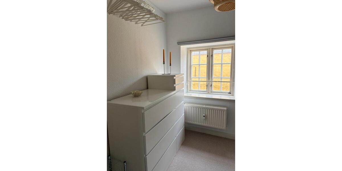 Etagenwohnung Flensburg - 1 Zimmer, 8 m&sup2;, 293&euro; | Angebot:25296265