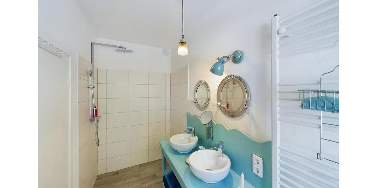 Einfamilienhaus Süderbrarup - 7 Zimmer, 471 m&sup2;, 740.000&euro; | Angebot:24360239