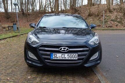 Hyundai i30 203.000 km 5.800 &euro; Neuberend 24879