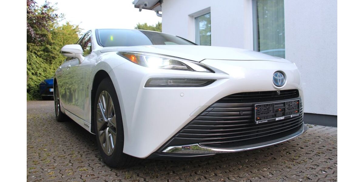 Toyota Mirai 9.000 km 19.990 &euro; Harrislee 24955