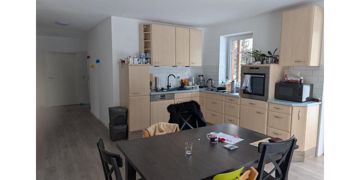 Erdgeschoßwohnung Stolk - 4 Zimmer, 100 m&sup2;, 1.150&euro; | Angebot:25850173