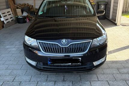 Skoda Rapid 91.000 km 8.399 &euro; Wees 24999