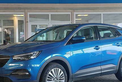 Opel Grandland (X) 83.291 km 14.990 &euro; Steinbergkirche 24972