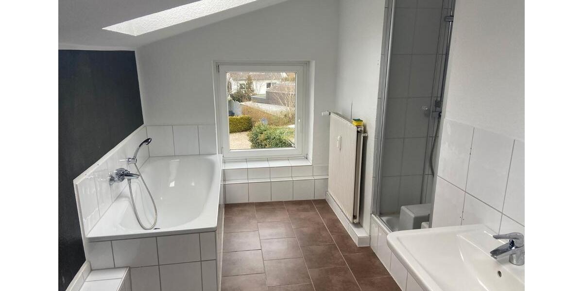 Etagenwohnung Süderbrarup - 3 Zimmer, 92 m&sup2;, 600&euro; | Angebot:26441896