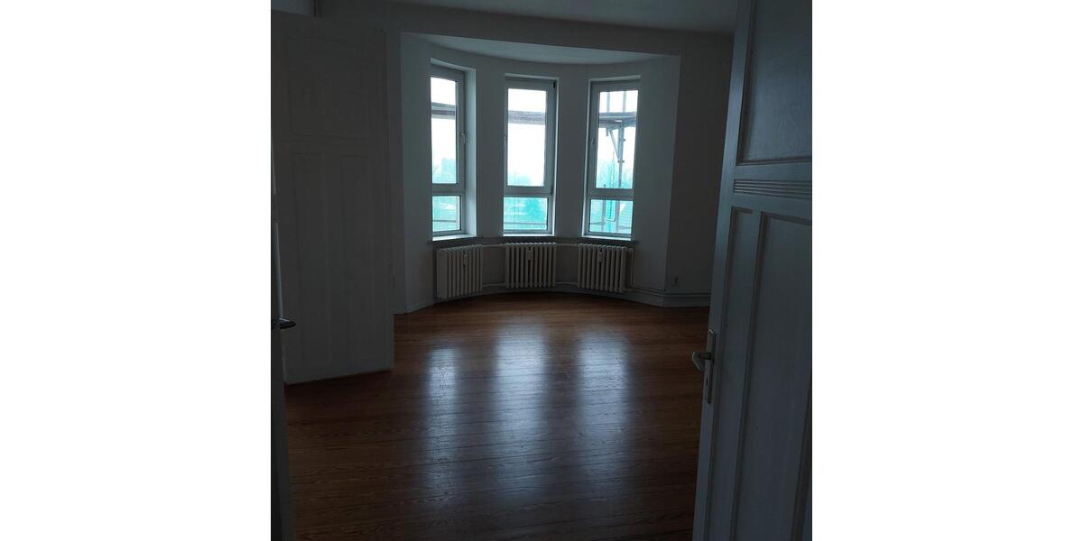 Etagenwohnung Flensburg Fruerlund - 4 Zimmer, 101 m&sup2;, 905&euro; | Angebot:23750426