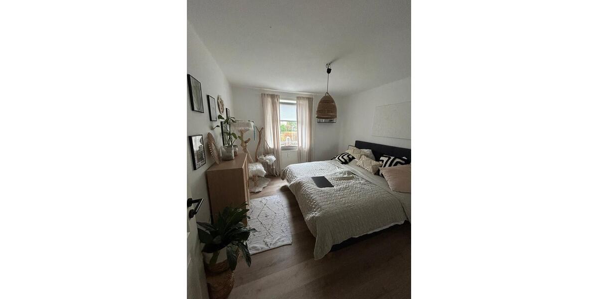 Erdgeschoßwohnung Flensburg Falkenberg - 3 Zimmer, 72 m&sup2;, 1.200&euro; | Angebot:25559104