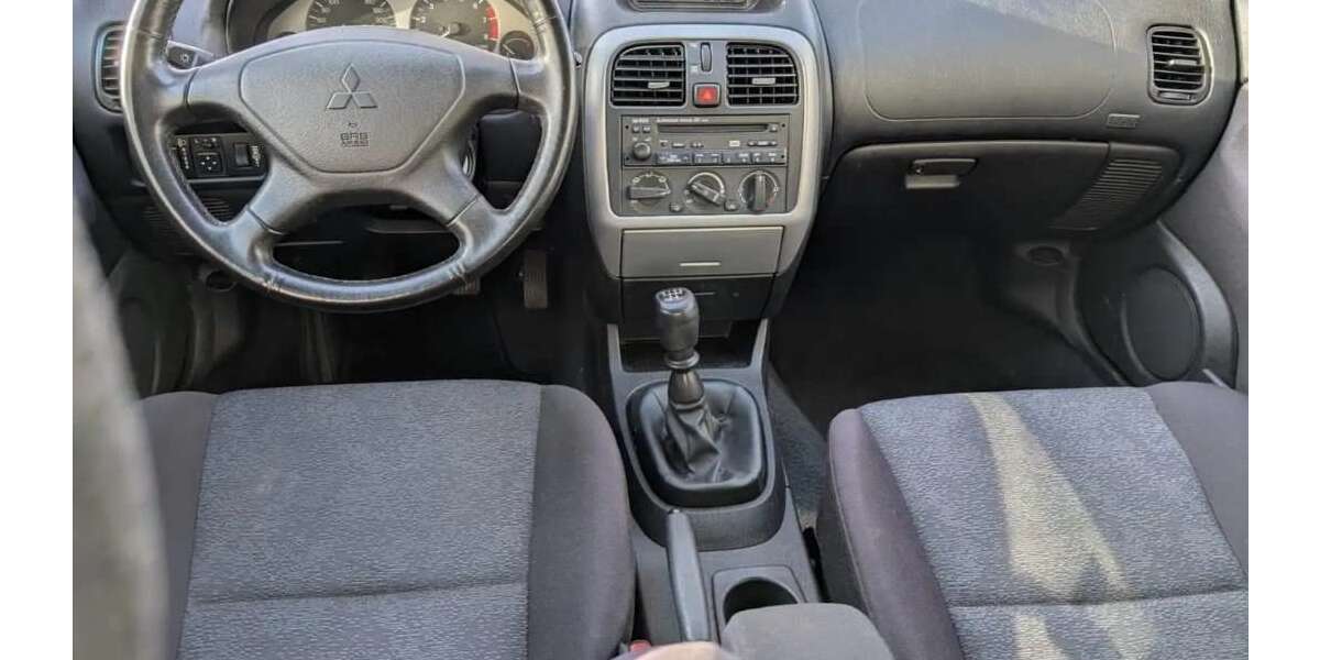 Mitsubishi Carisma 190.000 km 1.100 &euro; Harrislee 24955