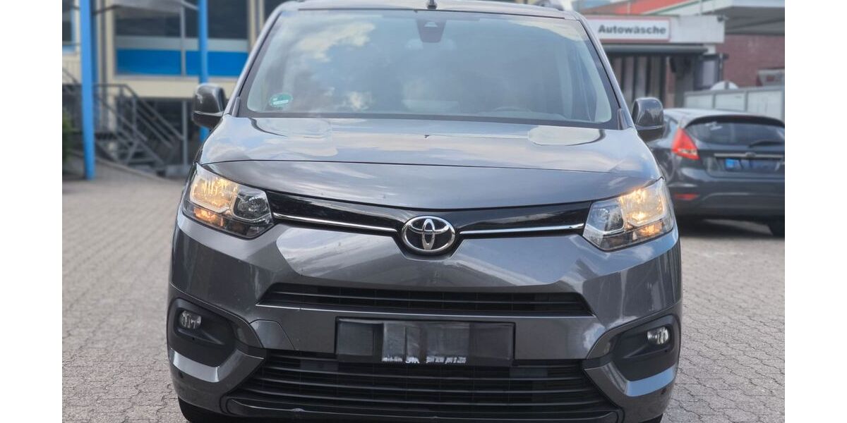 Toyota Proace City 158.000 km 13.700 &euro; Flensburg 24941