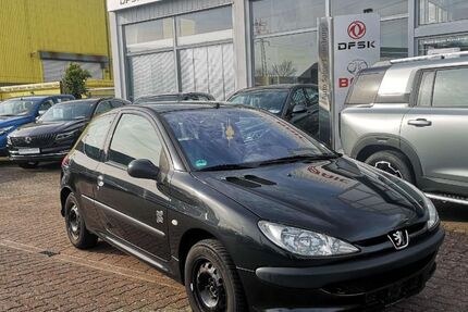 Peugeot 206 271.145 km 899 &euro; Flensburg 24941