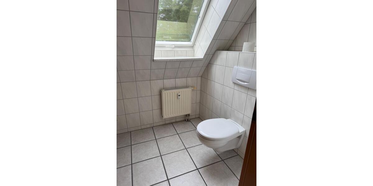 Etagenwohnung Handewitt Jarplund - 4 Zimmer, 100 m&sup2;, 1.000&euro; | Angebot:26539045