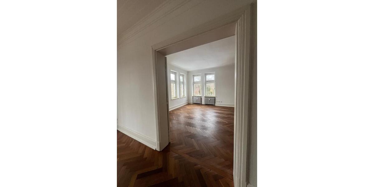 Etagenwohnung Flensburg - 5 Zimmer, 2.000&euro; | Angebot:23216606