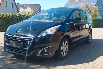 Peugeot 5008 207.000 km 6.490 &euro; Flensburg 24943