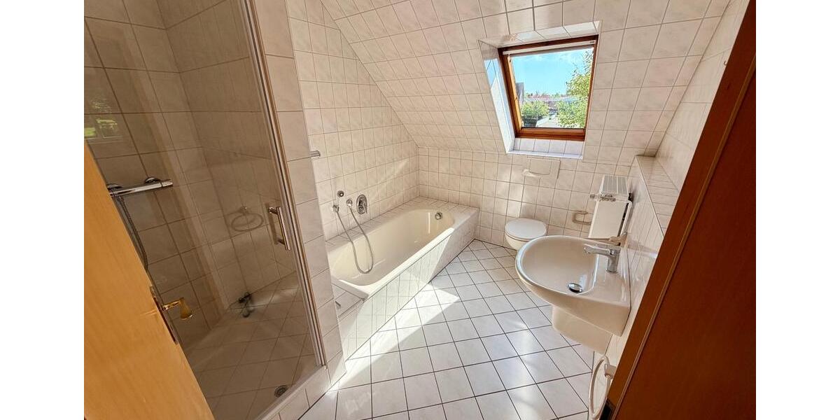 Einfamilienhaus Gelting - 7 Zimmer, 200 m&sup2;, 1.950&euro; | Angebot:26626110