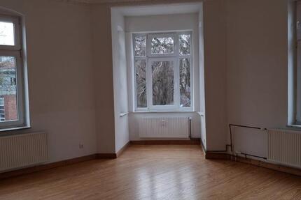 Wohnung Flensburg Altstadt - 4 Zimmer, 115 m&sup2;, 700&euro; | Angebot:25843727