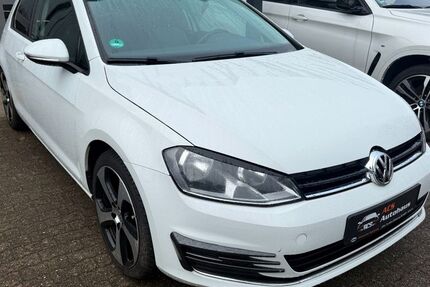 VW Golf 111.560 km 8.490 &euro; Eggebek 24852