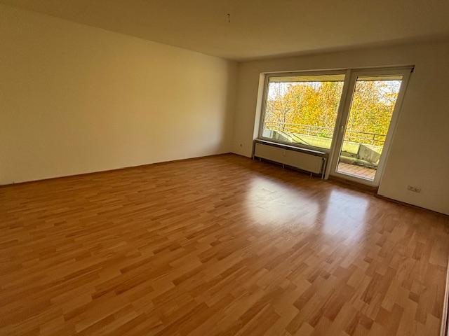 Etagenwohnung Flensburg Altstadt - 3 Zimmer, 86 m&sup2;, 670&euro; | Angebot:23030368