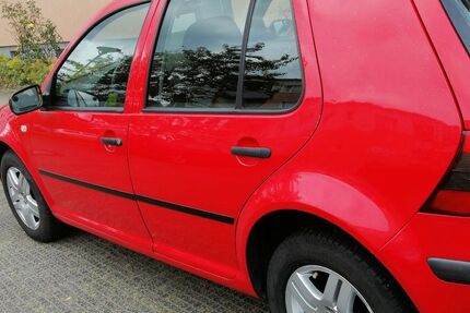 VW Golf 151.000 km 2.750 &euro; Harrislee 24955