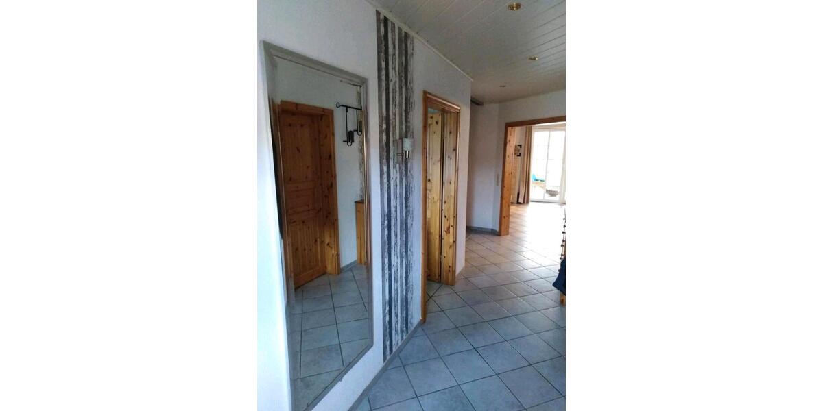 Doppelhaushälfte Ladelund - 4 Zimmer, 160 m&sup2;, 1.380&euro; | Angebot:26633461