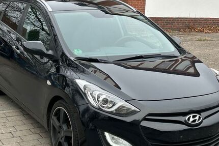 Hyundai i30 199.848 km 3.000 &euro; Flensburg 24941