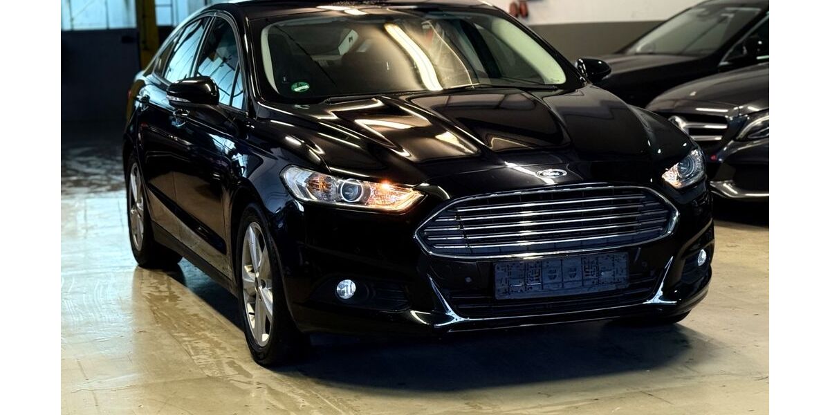 Ford Mondeo 125.000 km 10.799 &euro; Flensburg 24941